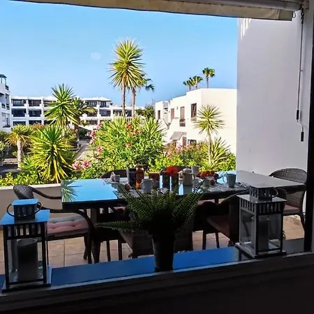 Gibshouses Playa Bastian *