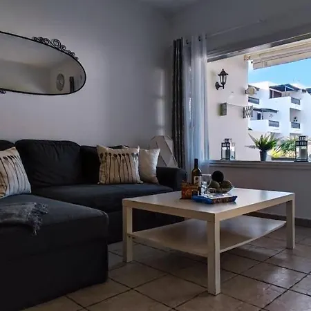 Gibshouses Playa Bastian * كوستا تاغيسي