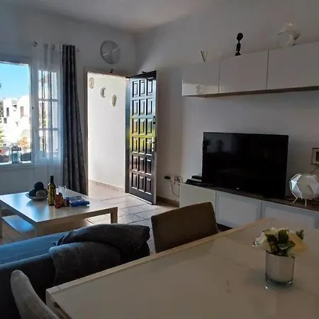 Gibshouses Playa Bastian *