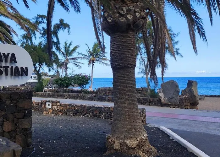 Gibshouses Playa Bastian コスタ・テギセ